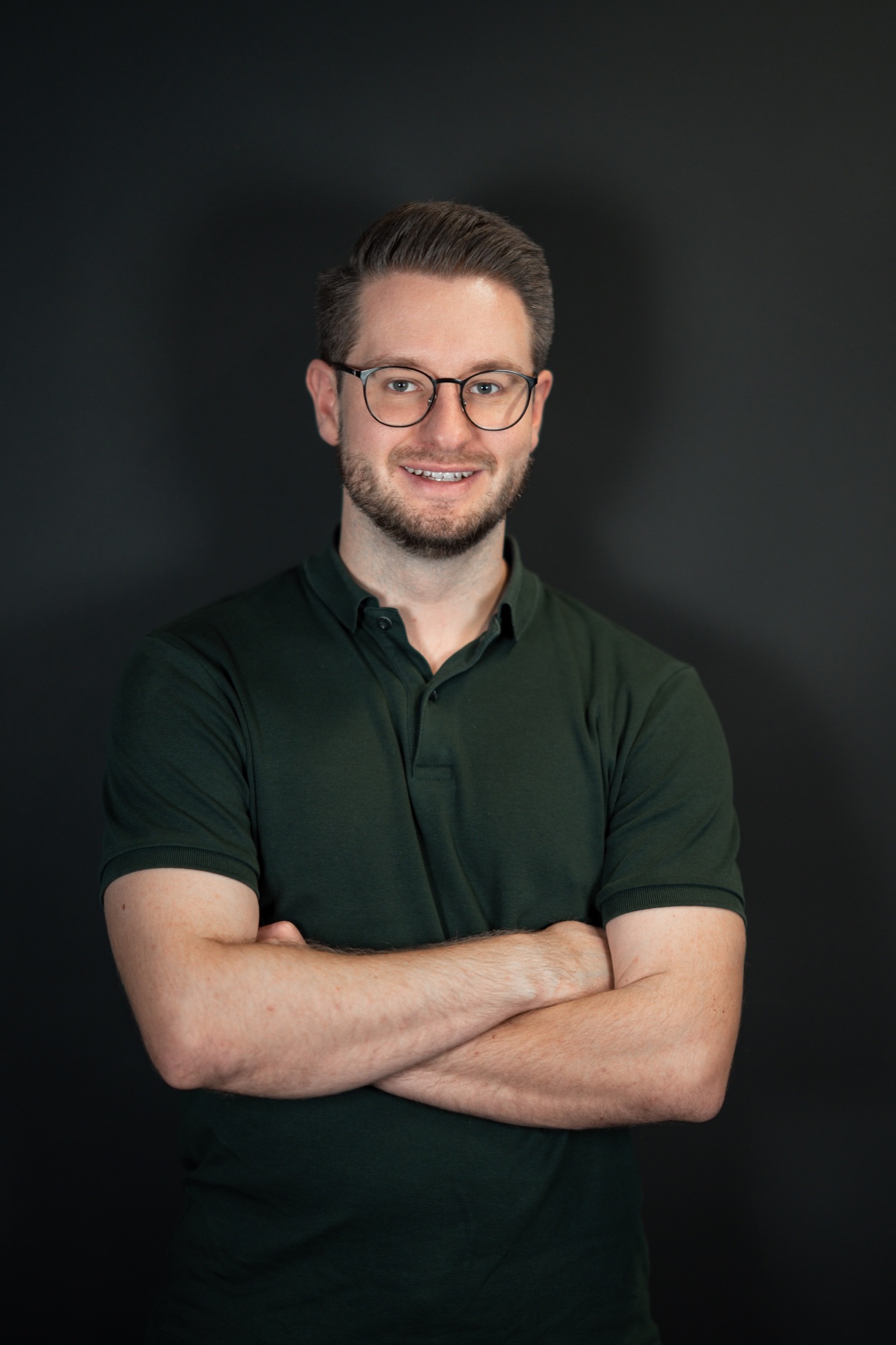 Team im Familienunternehmen bei der Projektarbeit